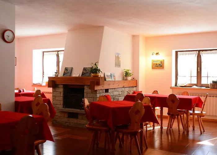 Lou Tsantelet ホテル コー​​ニュ